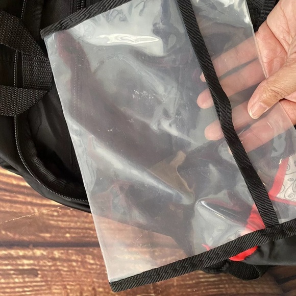 Thermos Foogo Floral Backpack Diaper Bag Poppy Patch Black - Picture 12 of 12